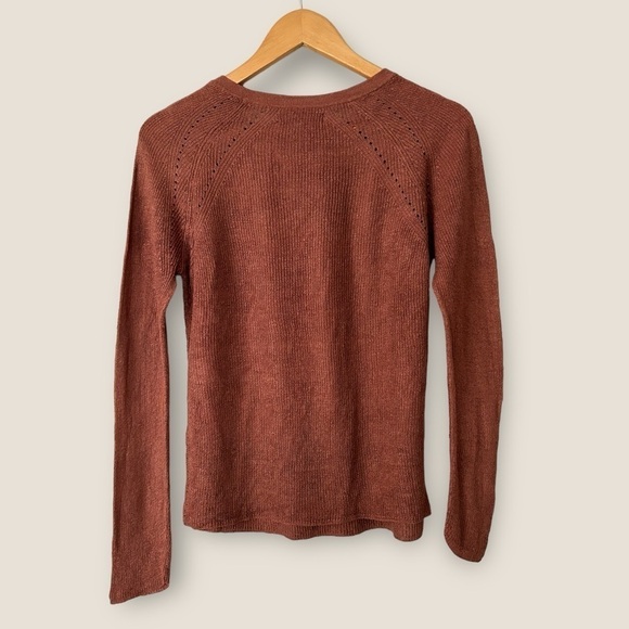 Tahari Knit Sweater - Picture 6 of 7